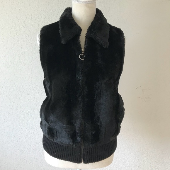 ANN TAYLOR LOFT BLACK FAUX FUR JACKET VEST MEDIUM - Picture 2 of 9
